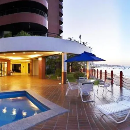 Iate Plaza Beiramar App1006 3* Fortaleza (Ceara)